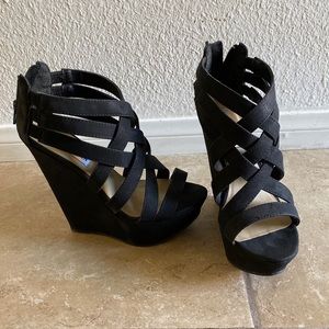Steve Madden P-XCEED Black Wedge